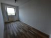 4-Zimmer-Wohnung mit Balkon - Büro